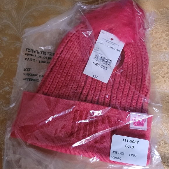 NWT Juicy By Juicy Couture Pom Women's Beanie Pink One Size - Picture 2 of 3